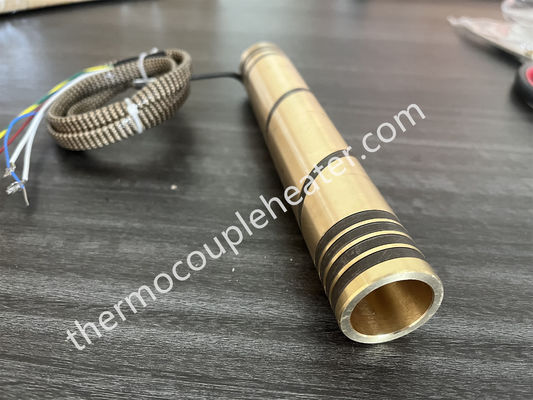 Hot Runner in Mini Heater mit Thermoelement für Spritzgießmaschine gepresst