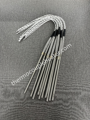 Patronenheizung in Elektro-Patronenheizung mit Flanschplatte und Metallgitter